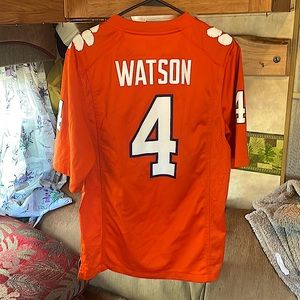 A Deshawn Watson football jersey.